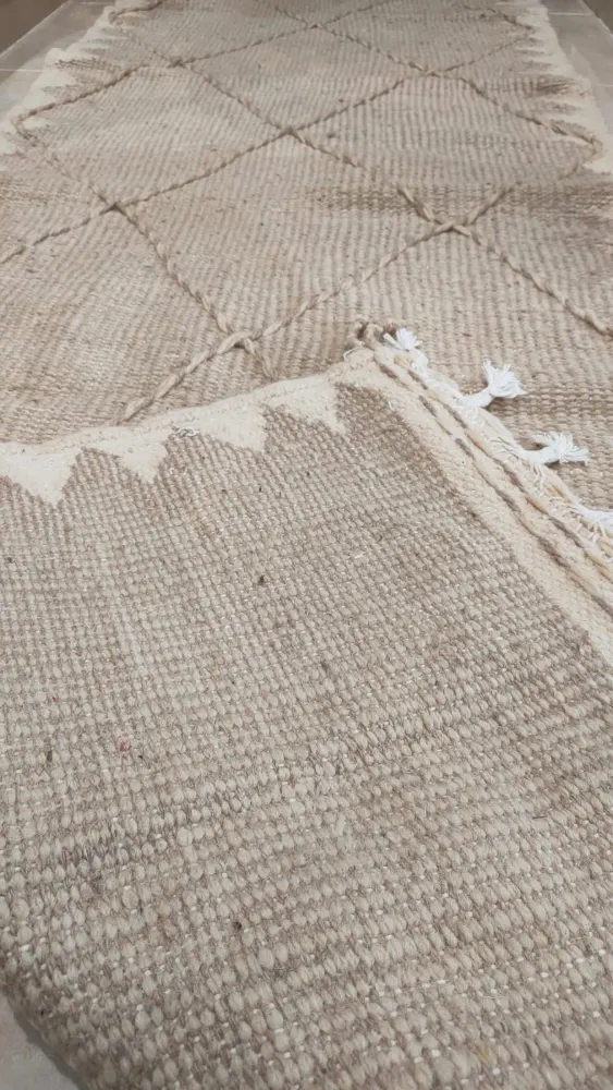 Artisanal Hand-Knotted Craft