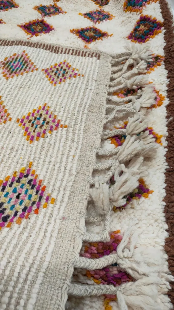 Handmade Natural Wool Traditional Area Rug - 1x1.4m