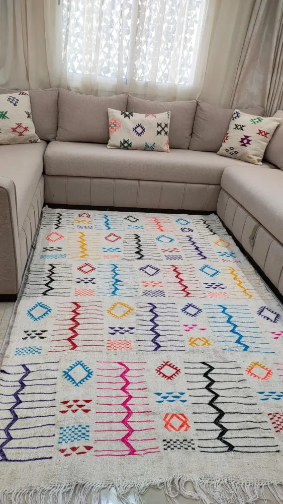 Tapis Traditionnel Fait Main en Laine Naturelle 1,4 x 2,5 m